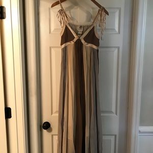 Ryu, maxi dress. Very cute and comfortable.